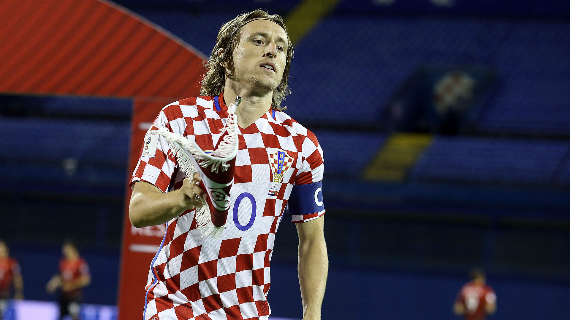 欧战悬念拉满！豪门翻车？巴萨遇克星，法兰克福死磕到底!